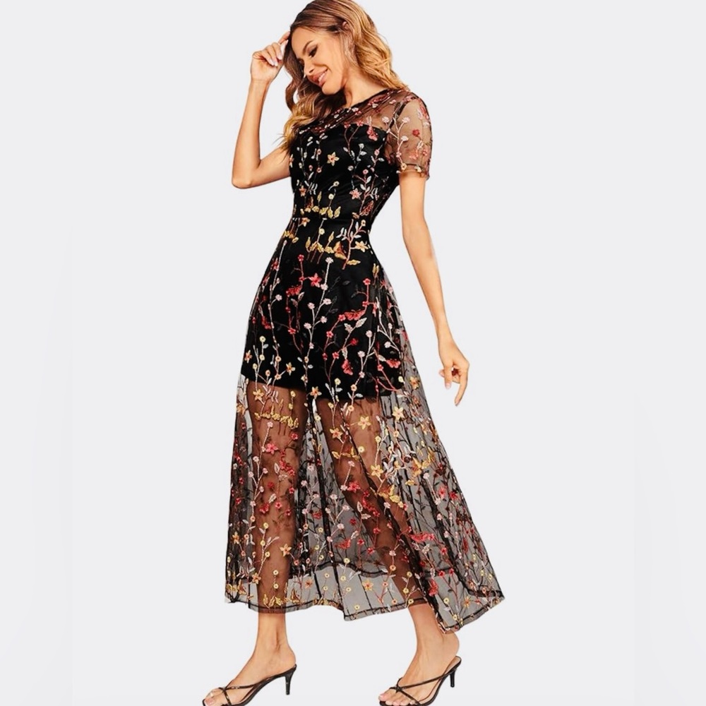 NWT - SweatyRocks Women’s Mesh Short Sleeve Embroidered Floral Dress - Size Med - Picture 5 of 14